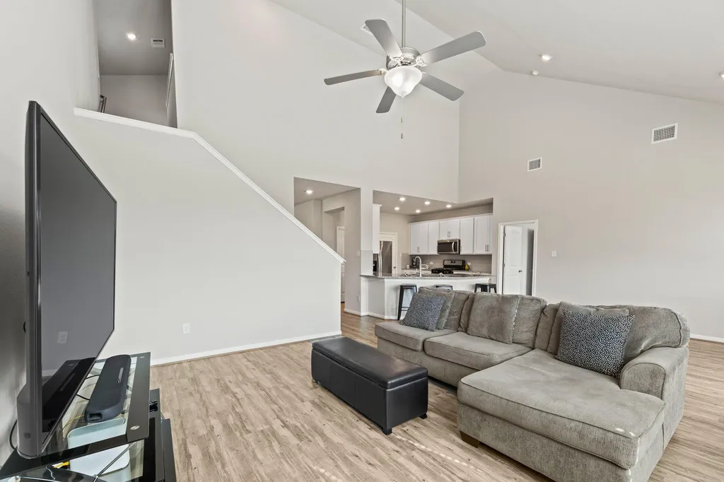 16905 Antioch Avenue Pflugerville TX 78660