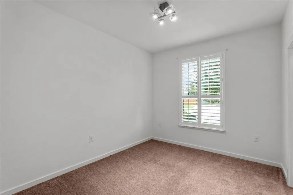 7201 Auburn Blaze Lane Austin TX 78744