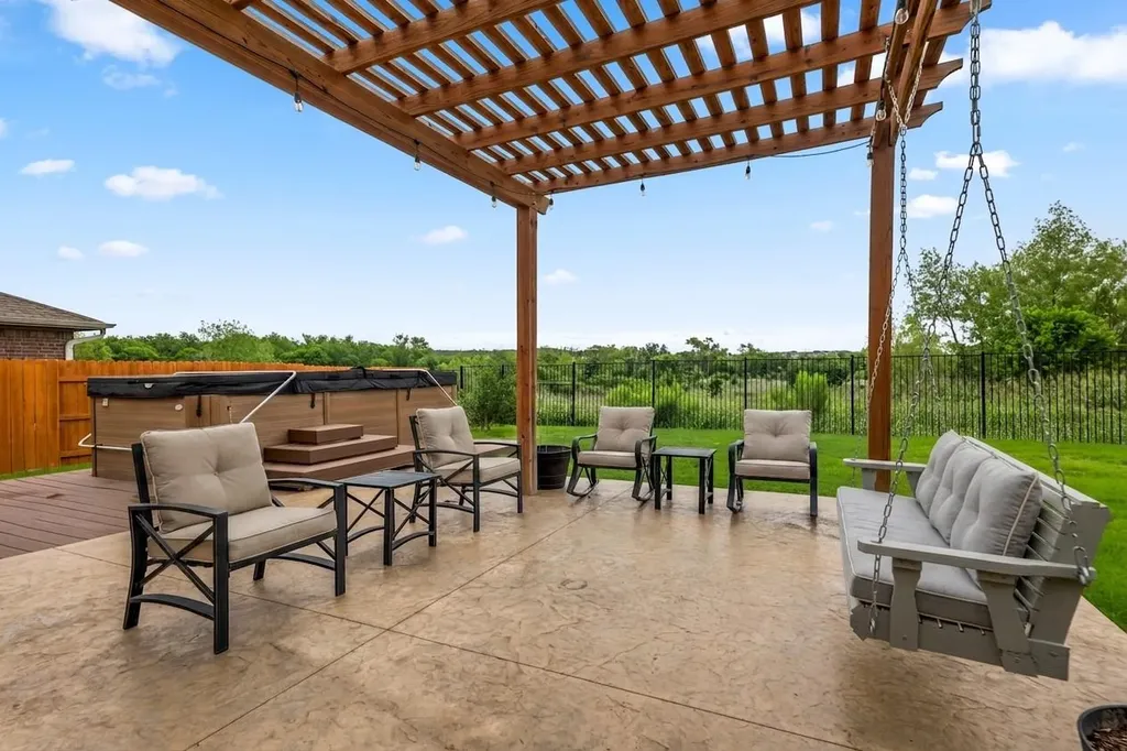 7201 Auburn Blaze Lane Austin TX 78744