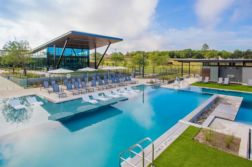 7201 Auburn Blaze Lane Austin TX 78744