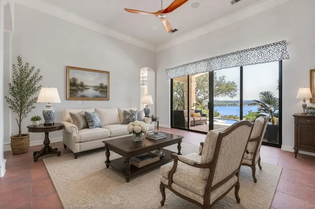 1326 Osprey Ridge Loop Lago Vista TX 78645