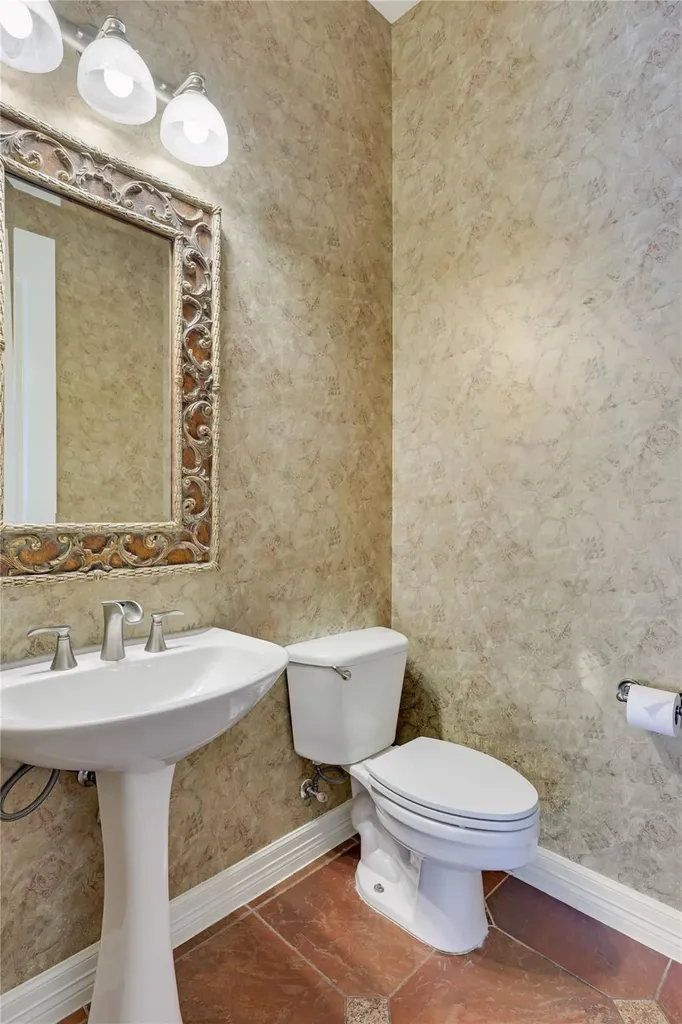 1326 Osprey Ridge Loop Lago Vista TX 78645