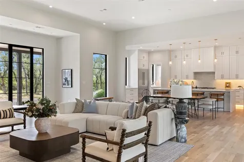 172 Crooked Creek Court Johnson City TX 78636