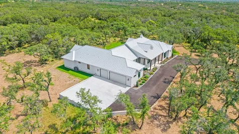 172 Crooked Creek Court Johnson City TX 78636