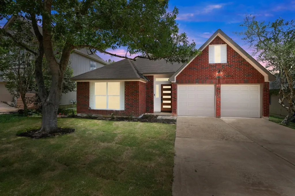 8802 Ampezo Trail Austin TX 78749
