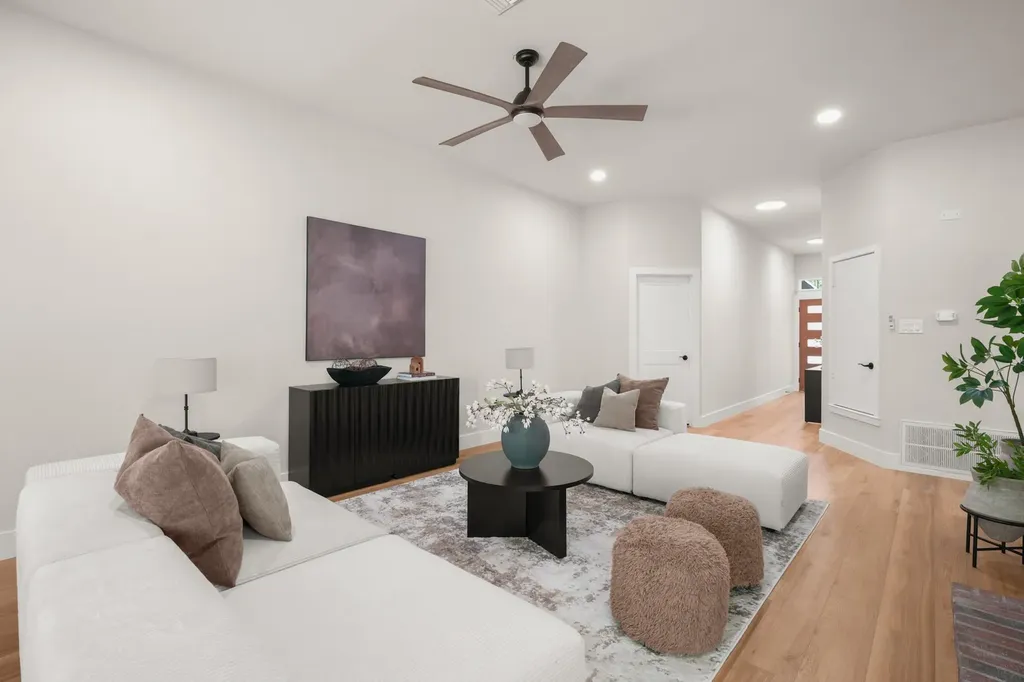 8802 Ampezo Trail Austin TX 78749