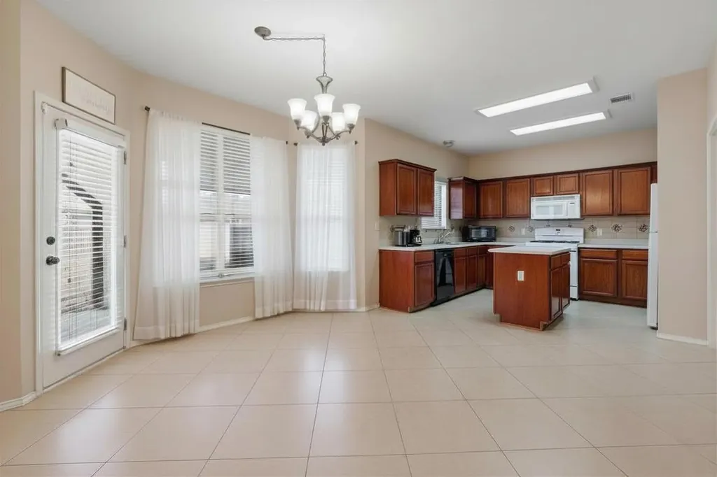 1424 Marsh Harbour Drive Round Rock TX 78664