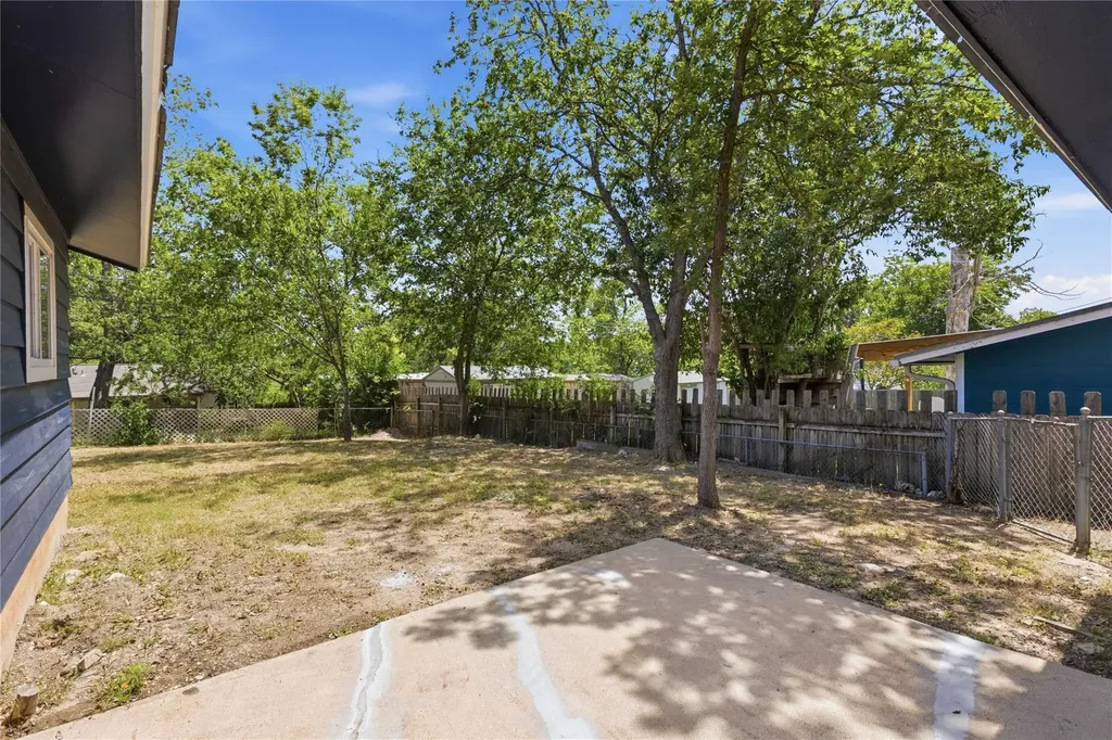 6807 La Salle Drive Austin TX 78723