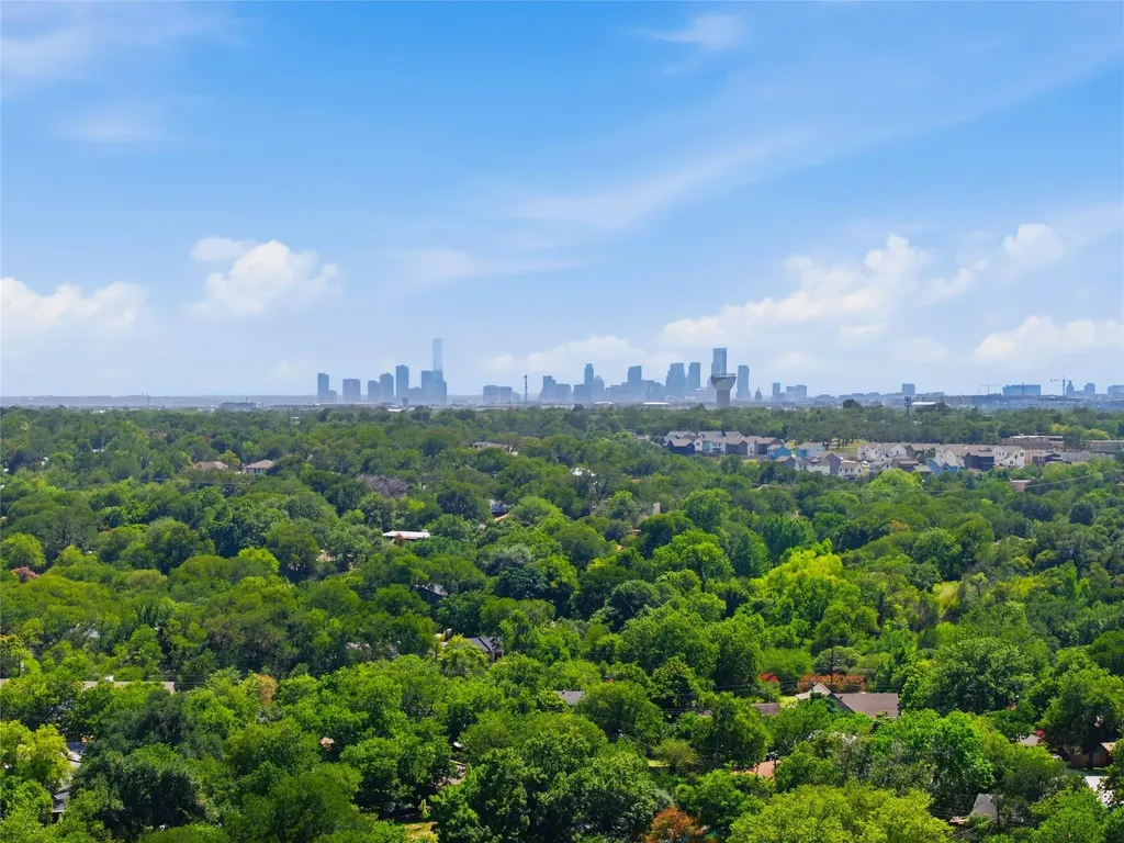 6807 La Salle Drive Austin TX 78723