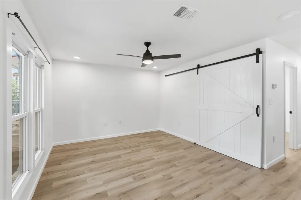 6807 La Salle Drive Austin TX 78723