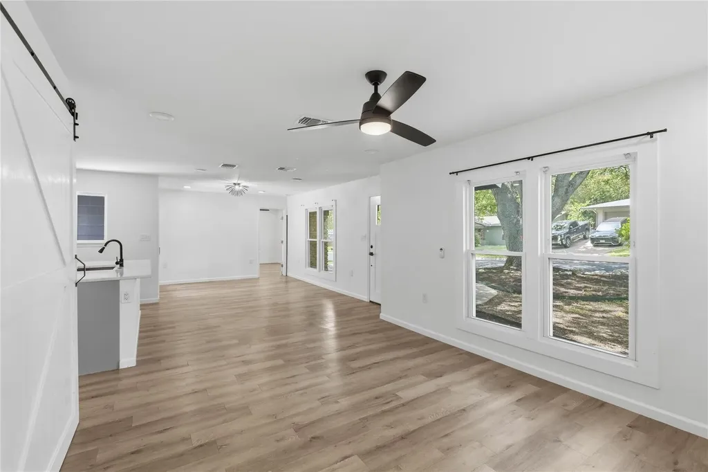 6807 La Salle Drive Austin TX 78723