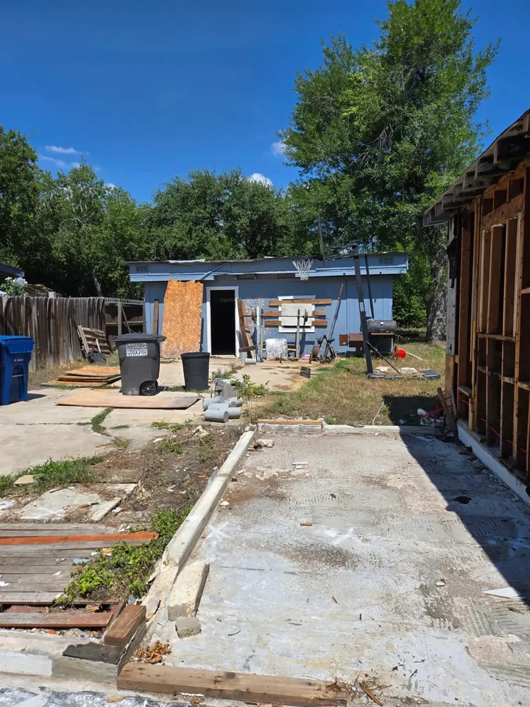 2427 Clara Lane San Antonio TX 78213