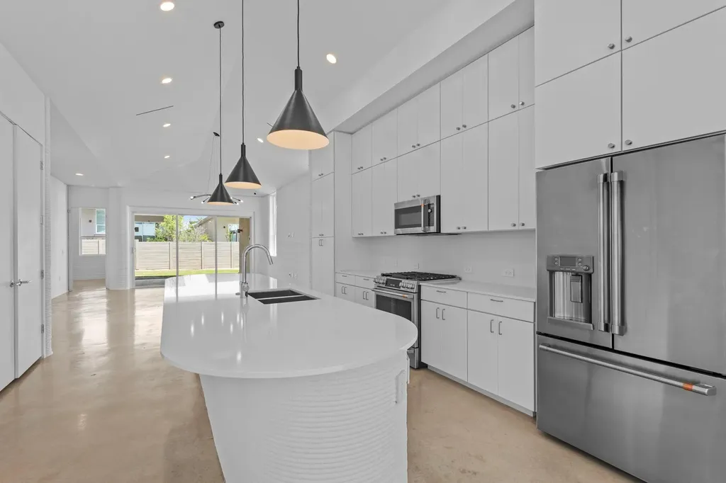 109 Rough Creek Road Georgetown TX 78628