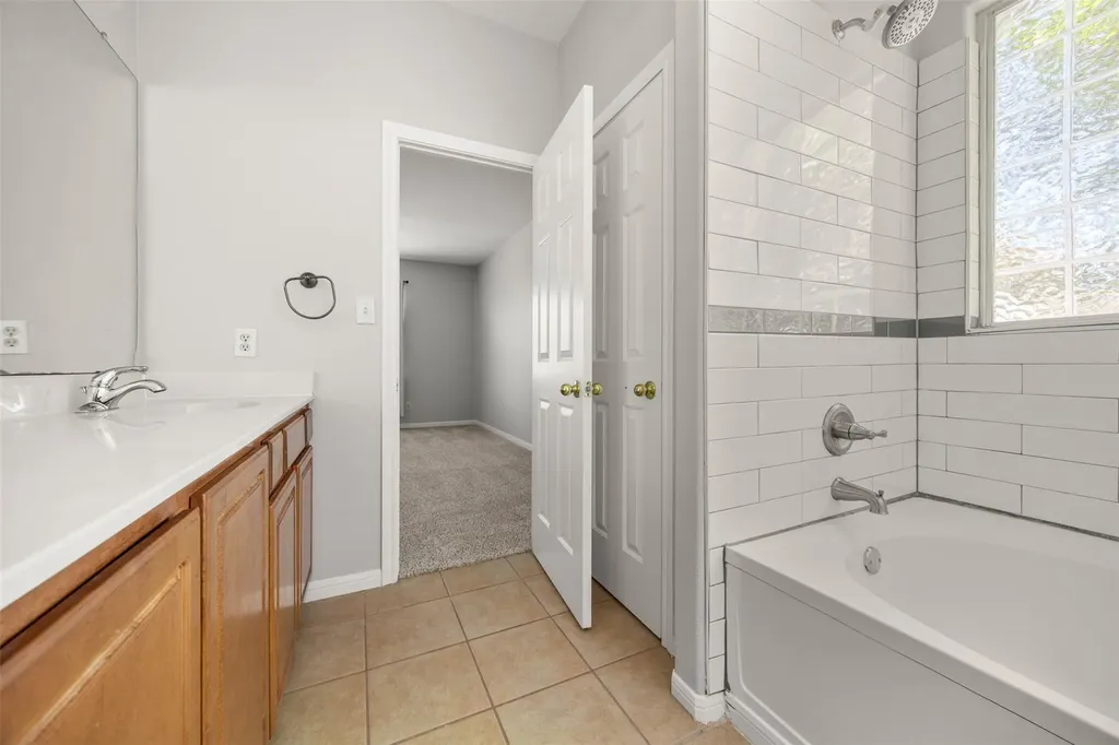 5708 W Gate Boulevard Austin TX 78745