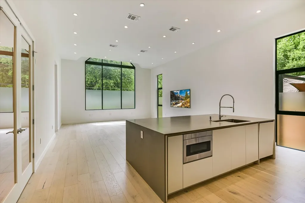 4515 Avenue D Austin TX 78751