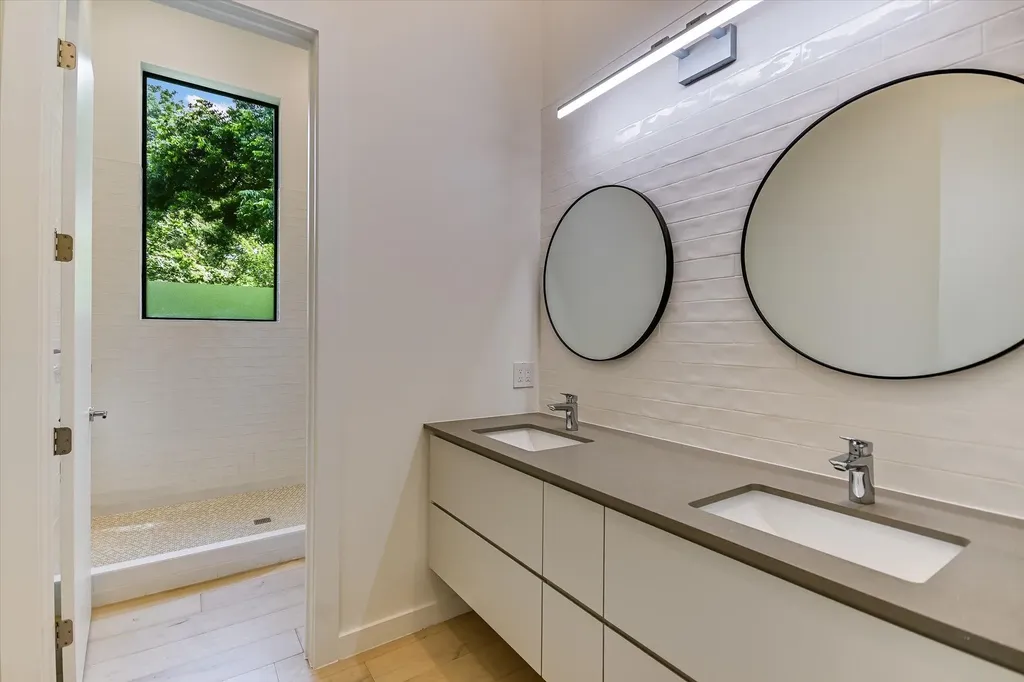 4515 Avenue D Austin TX 78751
