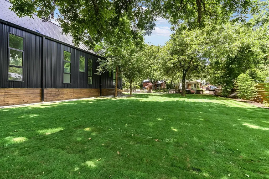 4515 Avenue D Austin TX 78751