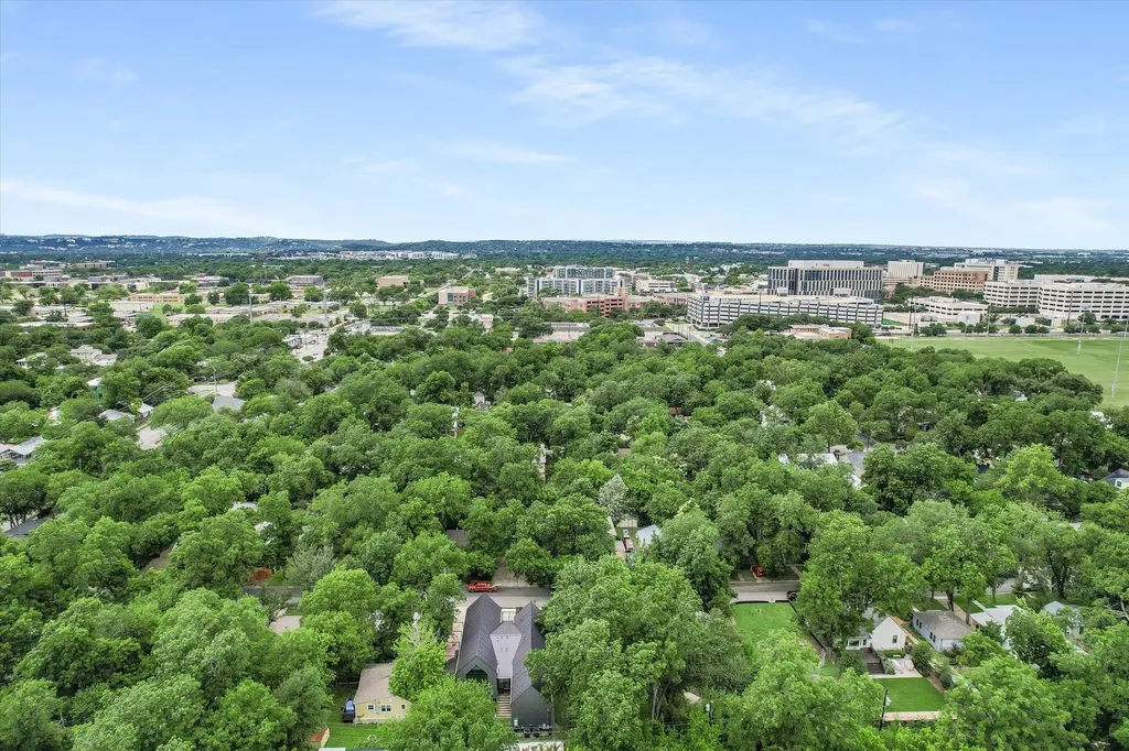 4515 Avenue D Austin TX 78751