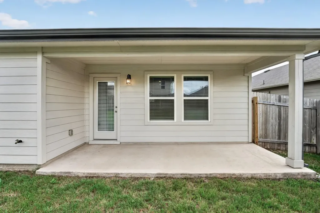 20804 Alcala Terrance Manor TX 78653