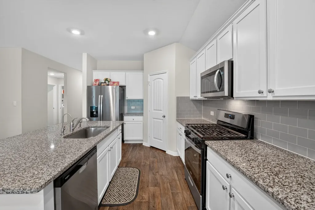20804 Alcala Terrance Manor TX 78653