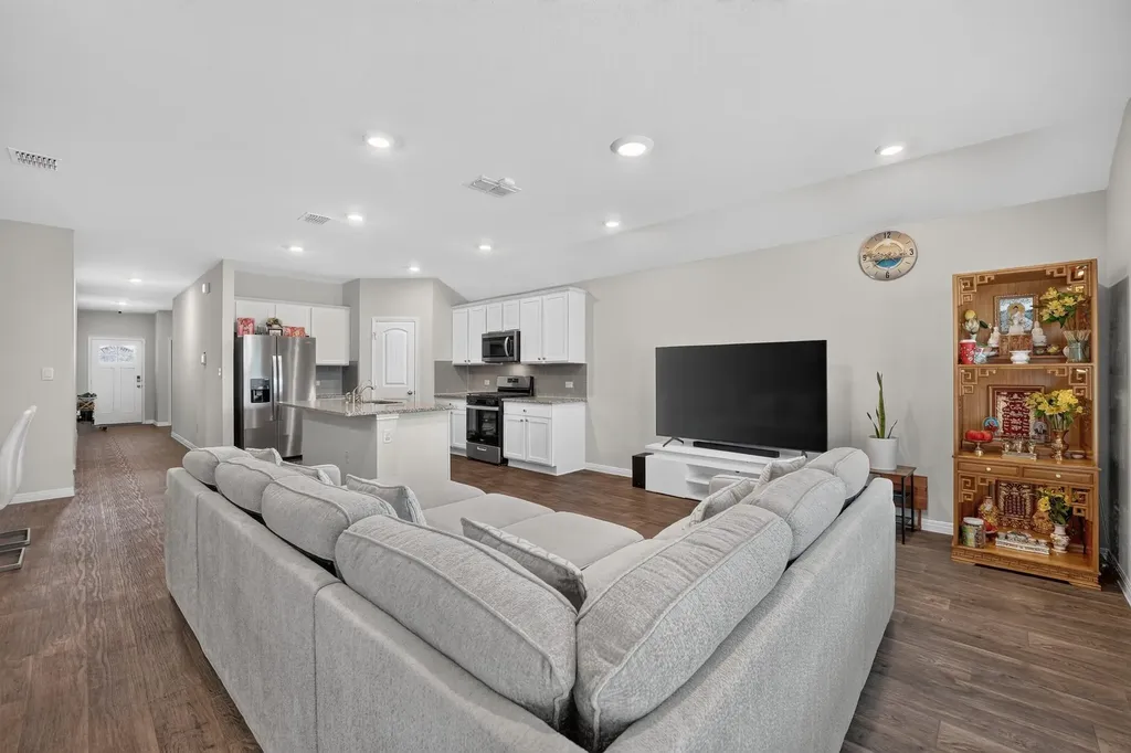 20804 Alcala Terrance Manor TX 78653