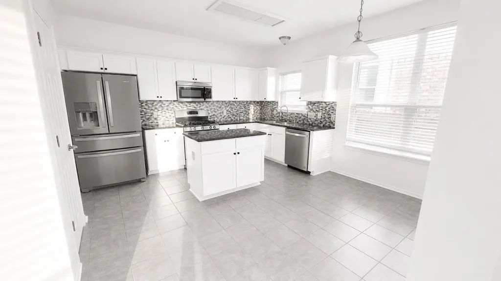 10528 Dunham Forest Road Austin TX 78717