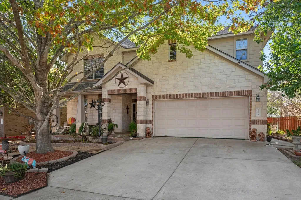 17813 Floribundas Lane Elgin TX 78621