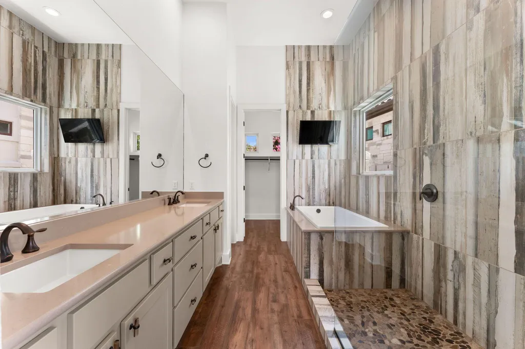 300 Marina View Court Austin TX 78734