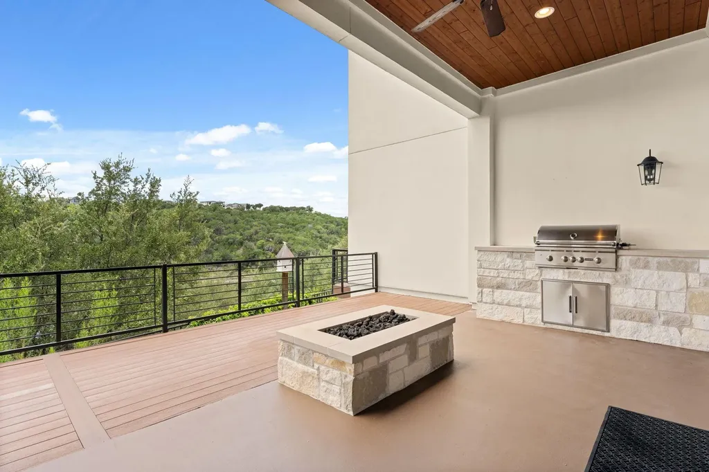 300 Marina View Court Austin TX 78734
