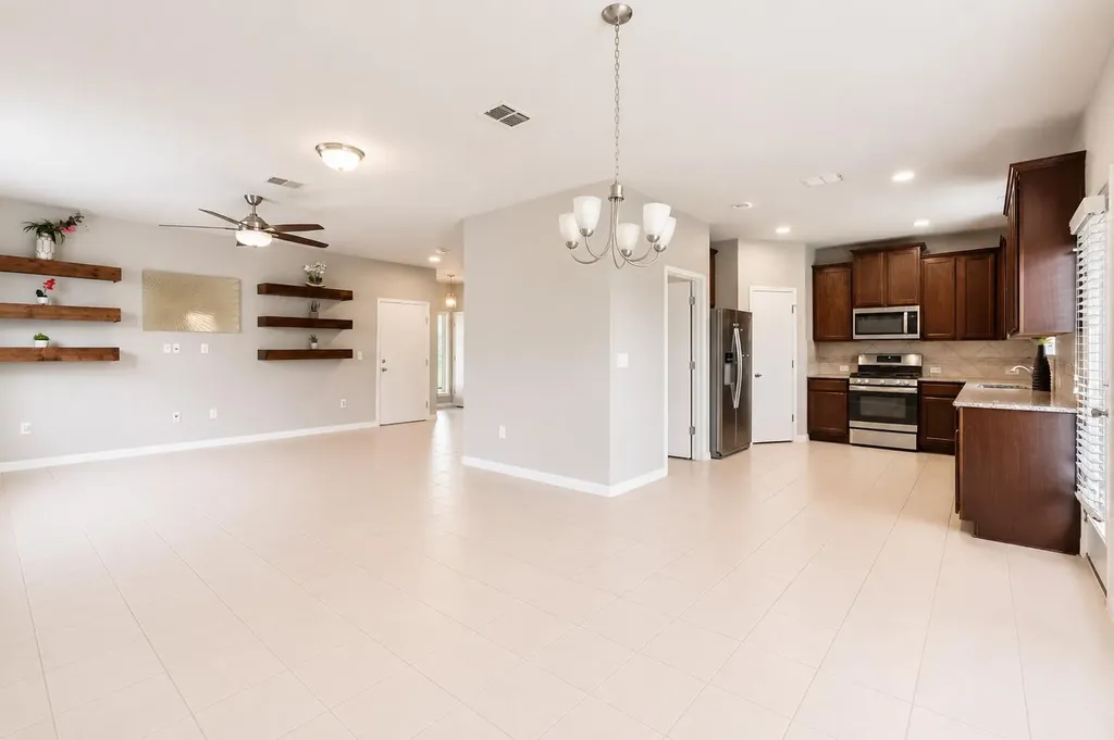 366 Eagle Brook Lane Buda TX 78610