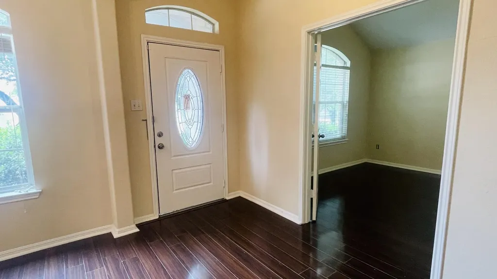 6805 Cromarty Lane Austin TX 78754