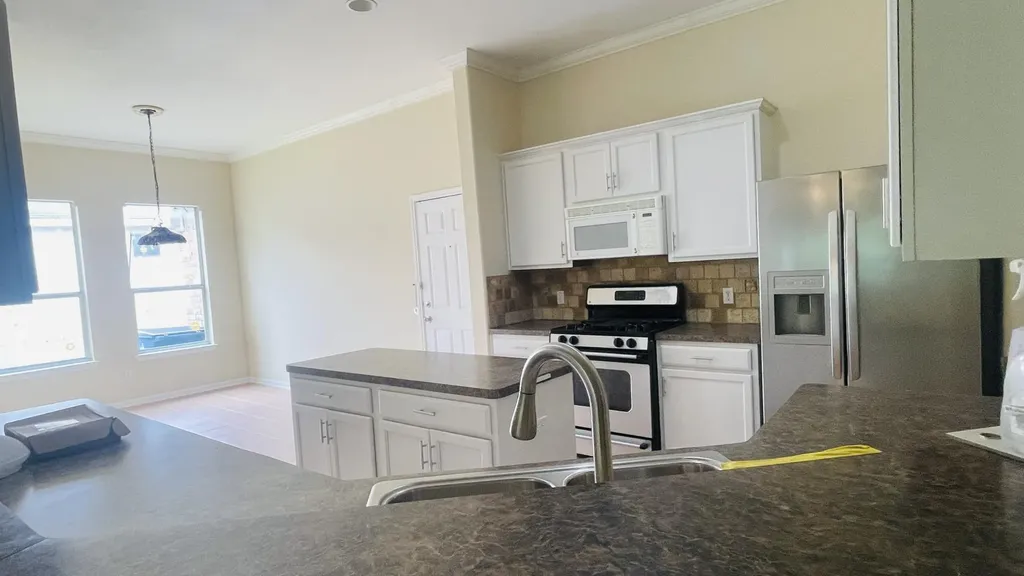 6805 Cromarty Lane Austin TX 78754