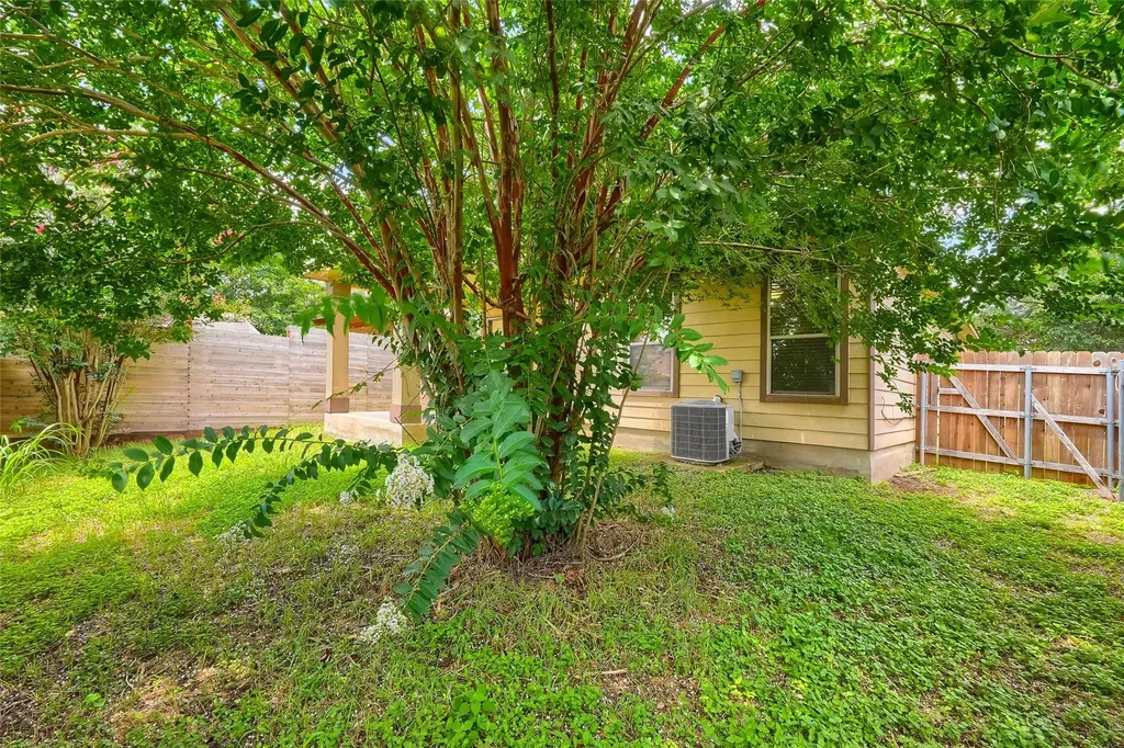8921 Stambourne Street Austin TX 78747