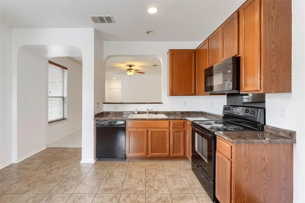 8921 Stambourne Street Austin TX 78747