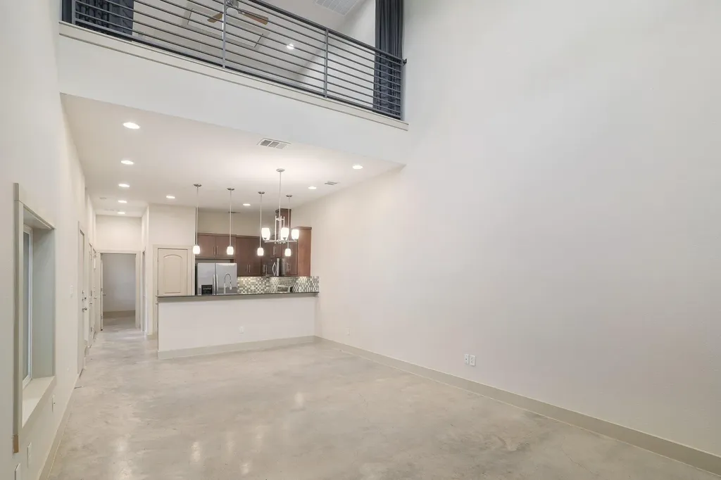 3202 Merrie Lynn Avenue Austin TX 78722
