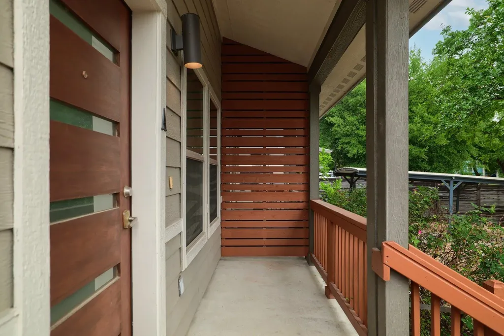 3202 Merrie Lynn Avenue Austin TX 78722