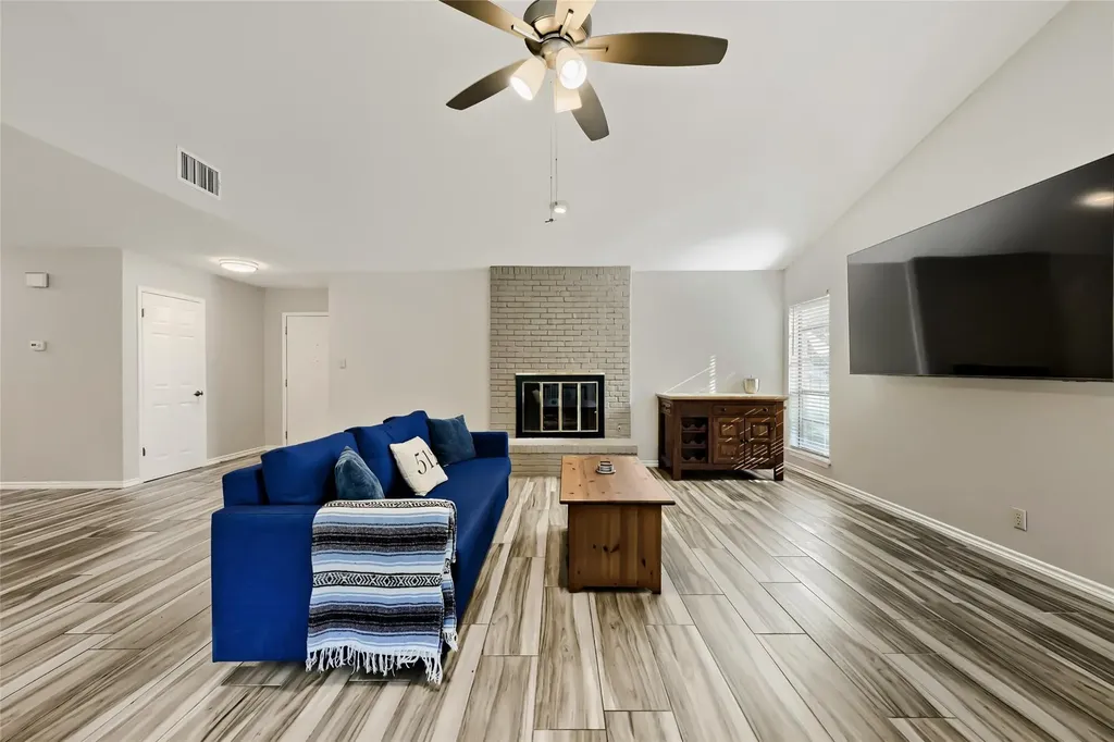 1300 Neans Drive Austin TX 78758