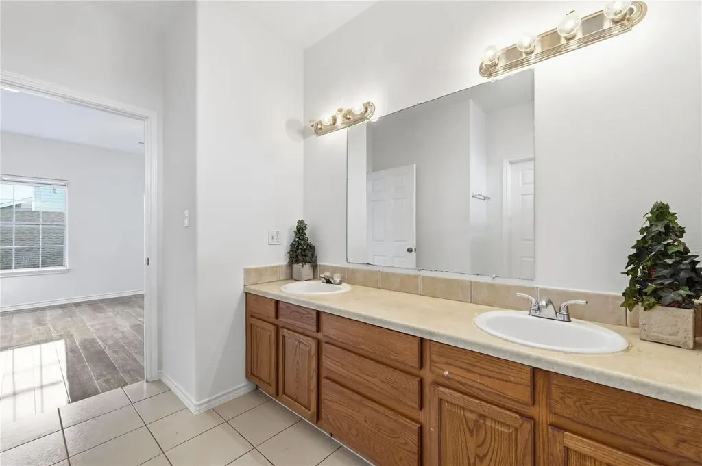 12213 Shropshire Boulevard Austin TX 78753