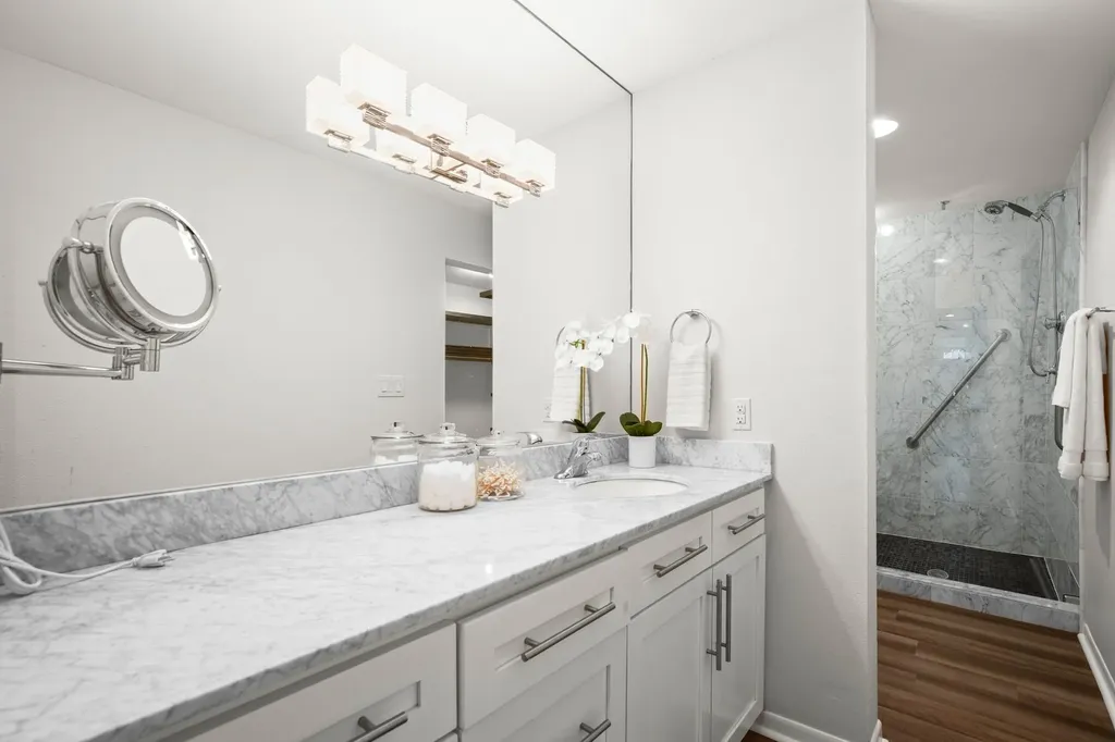 4116 Creek Ledge Austin TX 78731