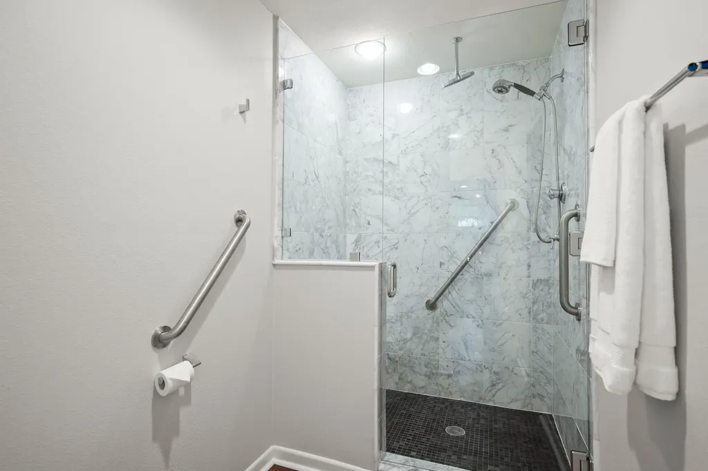 4116 Creek Ledge Austin TX 78731