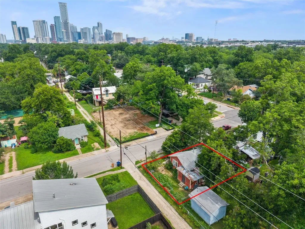 67 Anthony Street Austin TX 78702