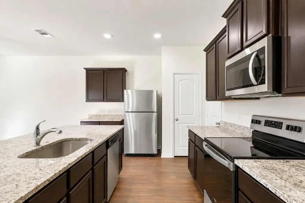 14405 Boomtown Way Elgin TX 78621