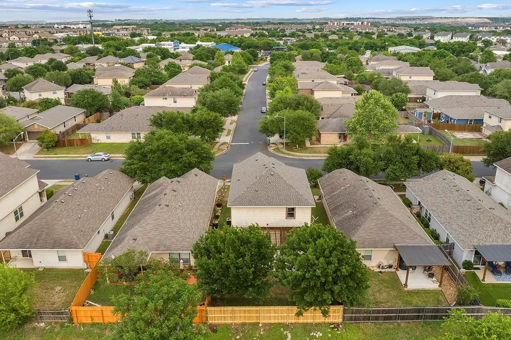 11328 Ashbrook Drive Manchaca TX 78652