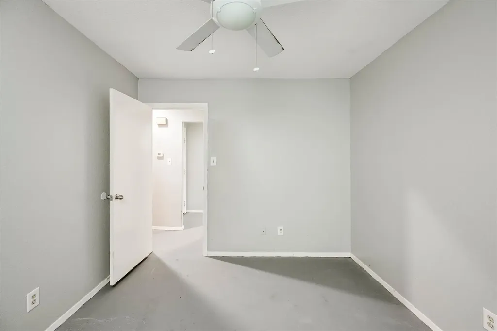 2315 Burleson Road Austin TX 78741