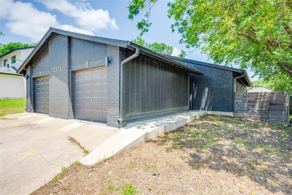 2315 Burleson Road Austin TX 78741