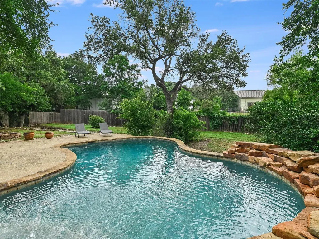 15214 Nightingale Lane Austin TX 78734