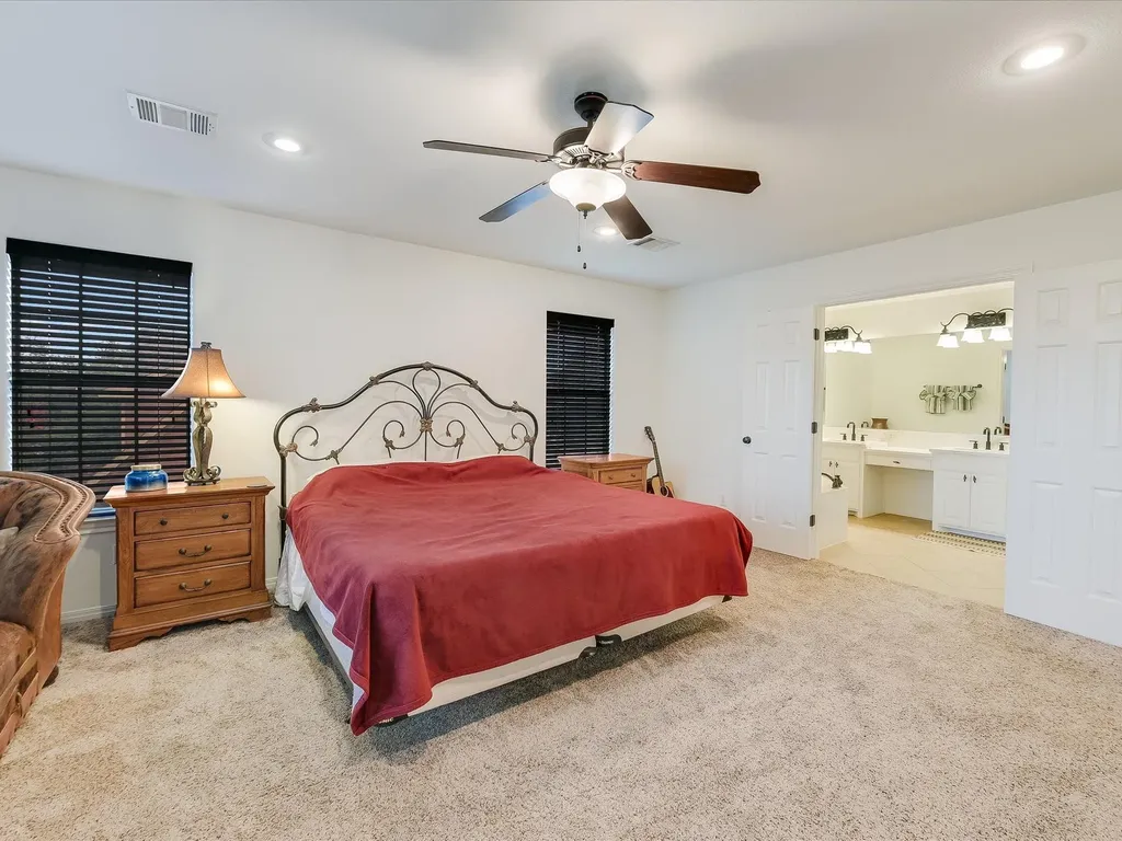 15214 Nightingale Lane Austin TX 78734
