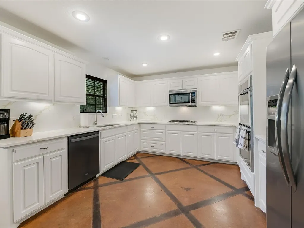 15214 Nightingale Lane Austin TX 78734