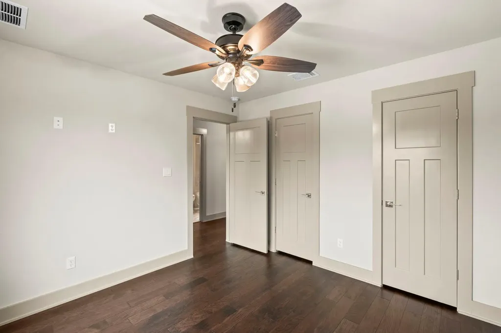112 Twin Creek Circle Dripping Springs TX 78620