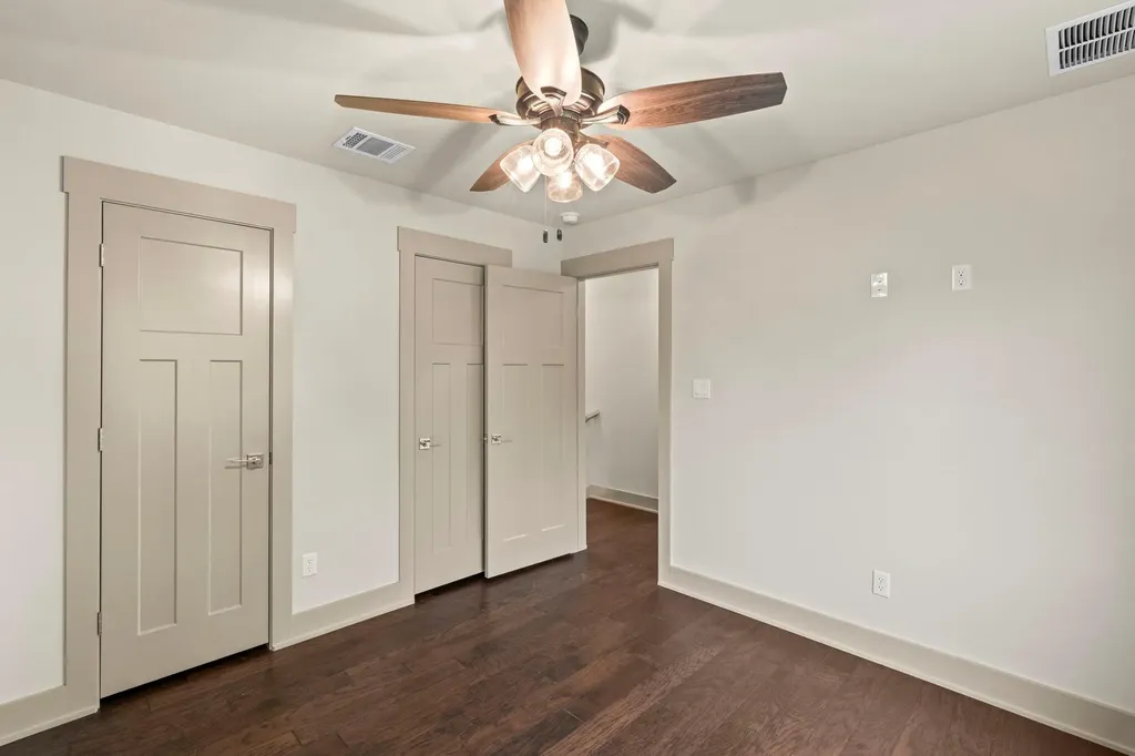 112 Twin Creek Circle Dripping Springs TX 78620